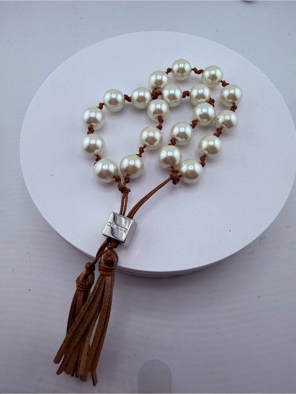 Chico’s Pearl Bead Stretch Bracelet with Brown Leather Tassel - Picture 3 of 4